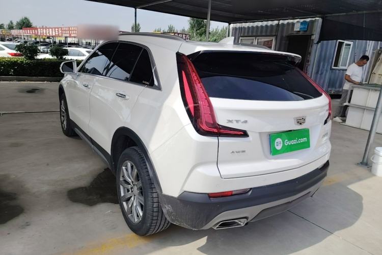 Used Cadillac XT4 2018 28T Two-Wheel-Drive Luxury Model Rear Left 45 Deg