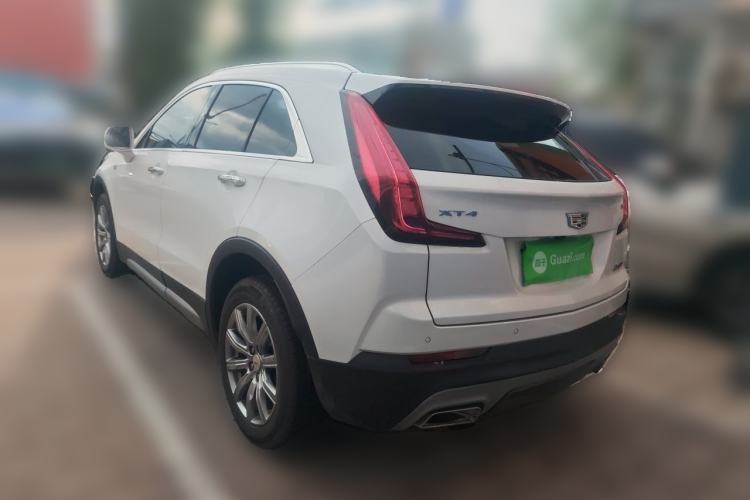 Used Cadillac XT4 2018 28T Two-Wheel-Drive Luxury Model Rear Left 45 Deg