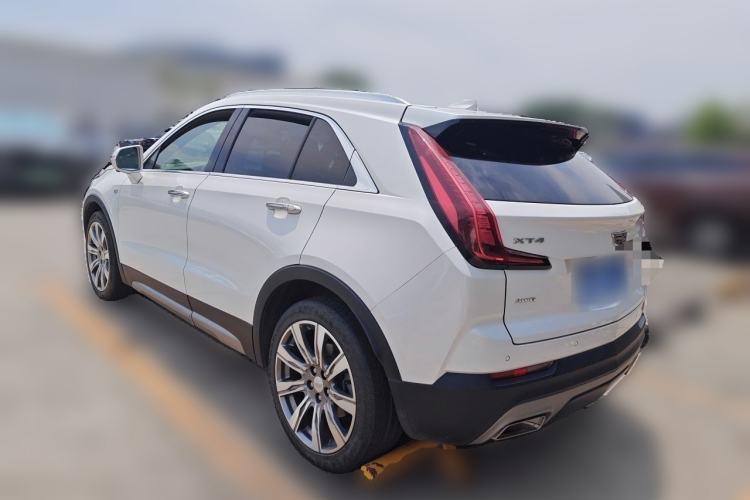 Used Cadillac XT4 2018 28T 4x4 Platinum Edition Rear Left 45 Deg