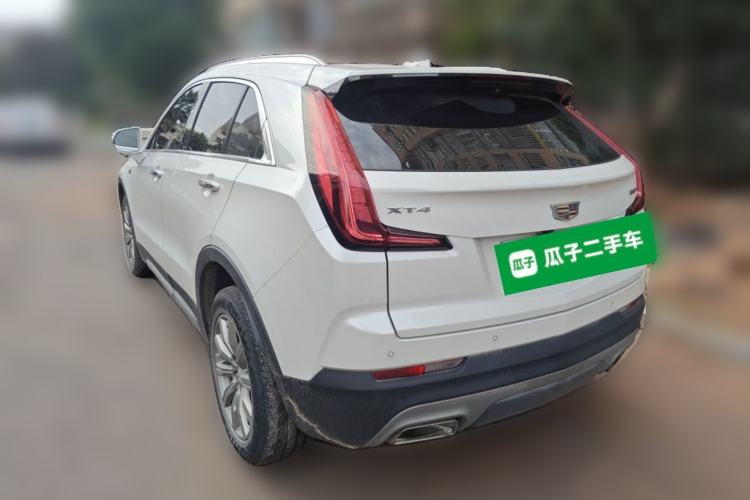 Used Cadillac XT4 2018 28T Two-Wheel-Drive Luxury Model Rear Left 45 Deg