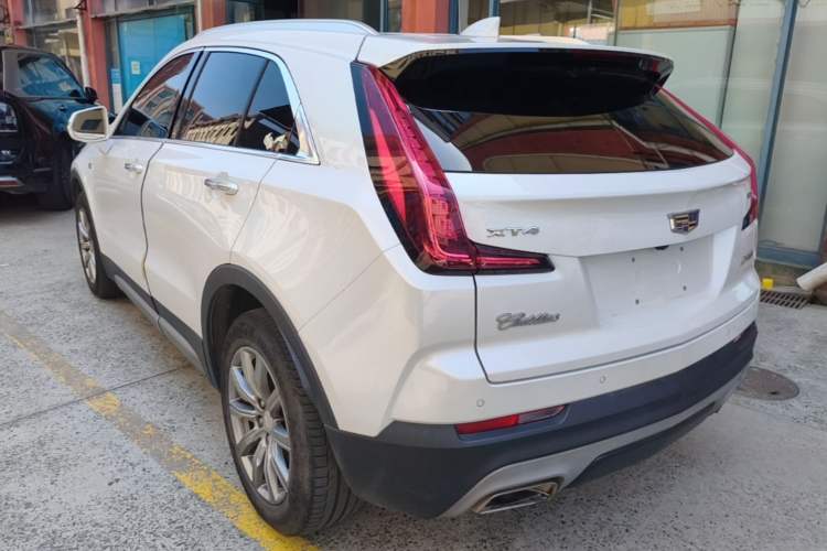 Used Cadillac XT4 2018 28T Two-Wheel Drive Leading Version Rear Left 45 Deg