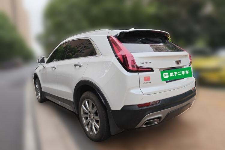 Used Cadillac XT4 2018 28T Two-Wheel-Drive Luxury Model Rear Left 45 Deg
