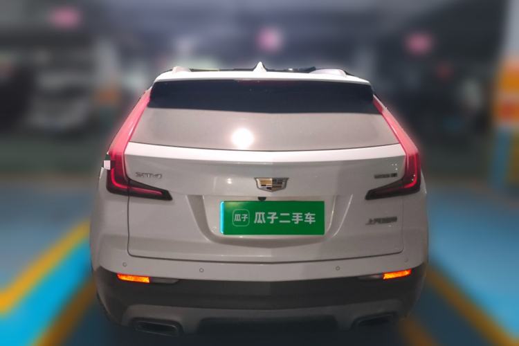 Used Cadillac XT4 2018 28T Two-Wheel-Drive Luxury Model Rear