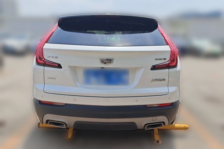 Used Cadillac XT4 2018 28T 4x4 Platinum Edition Rear