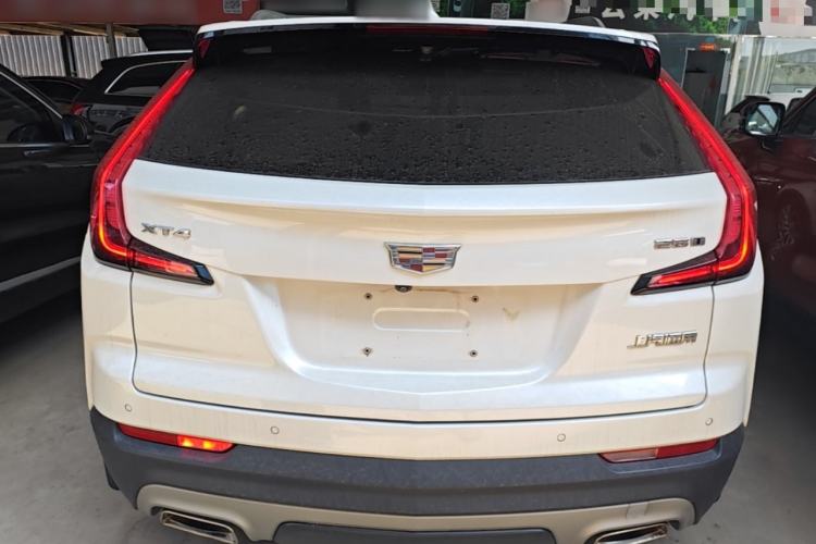 Used Cadillac XT4 2018 28T Two-Wheel Drive Leading Version Rear