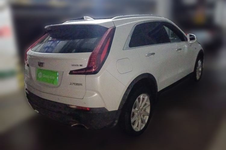 Used Cadillac XT4 2018 28T Two-Wheel Drive Tech Version Rear Right 45 Deg