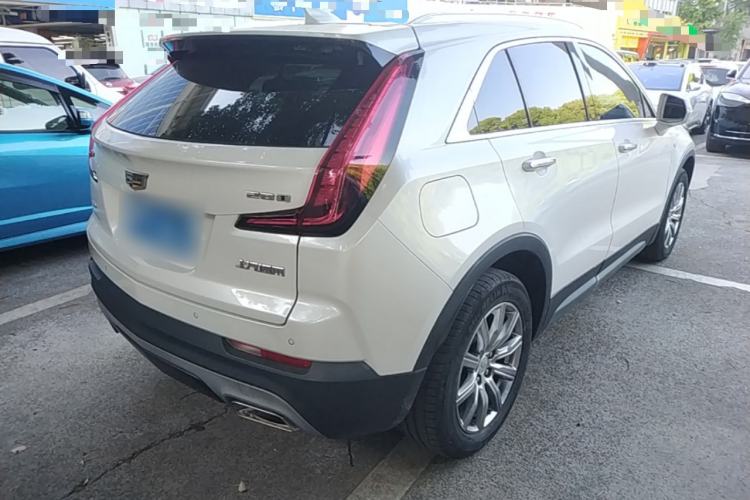 Used Cadillac XT4 2018 28T Four-Wheel Drive Leading Model Rear Right 45 Deg