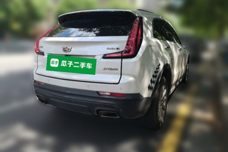Used Cadillac XT4 2018 28T Two-Wheel Drive Tech Version Rear Right 45 Deg