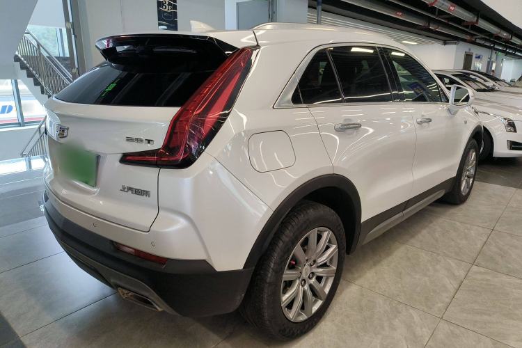 Used Cadillac XT4 2018 28T Two-Wheel Drive Leading Version Rear Right 45 Deg