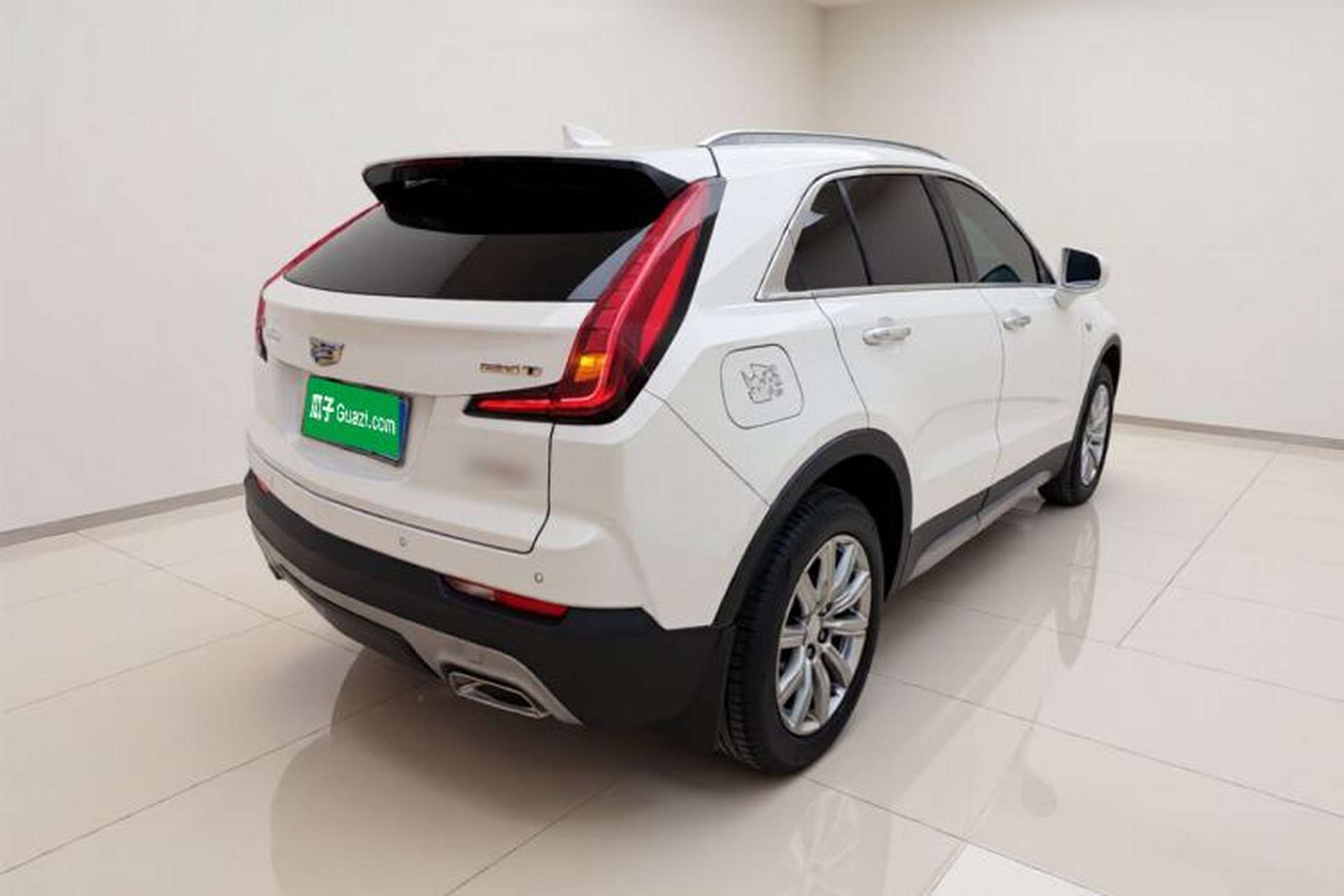 Used Cadillac XT4 2018 28T Two-Wheel Drive Leading Version Rear Right 45 Deg