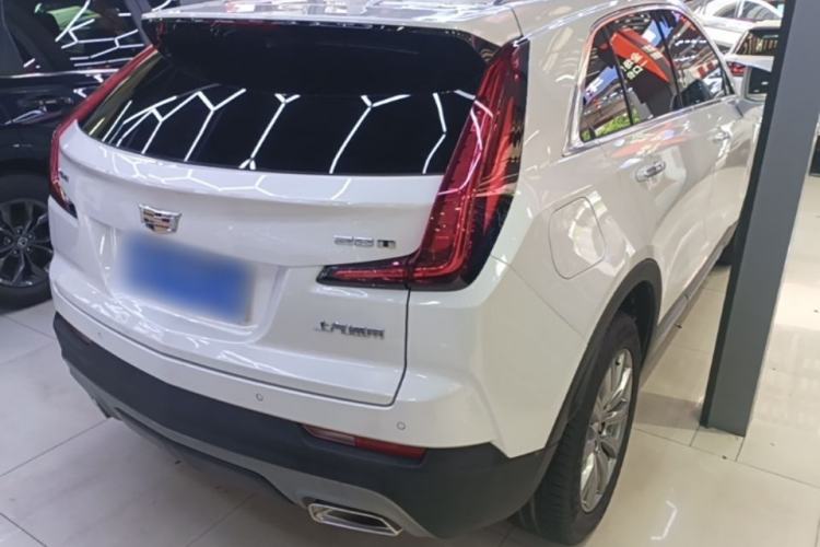 Used Cadillac XT4 2018 28T Two-Wheel Drive Leading Version Rear Right 45 Deg