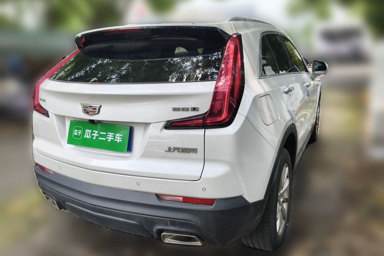 Used Cadillac XT4 2018 28T Two-Wheel Drive Tech Version Rear Right 45 Deg