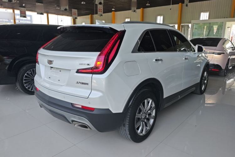 Used Cadillac XT4 2018 28T Two-Wheel Drive Leading Version Rear Right 45 Deg