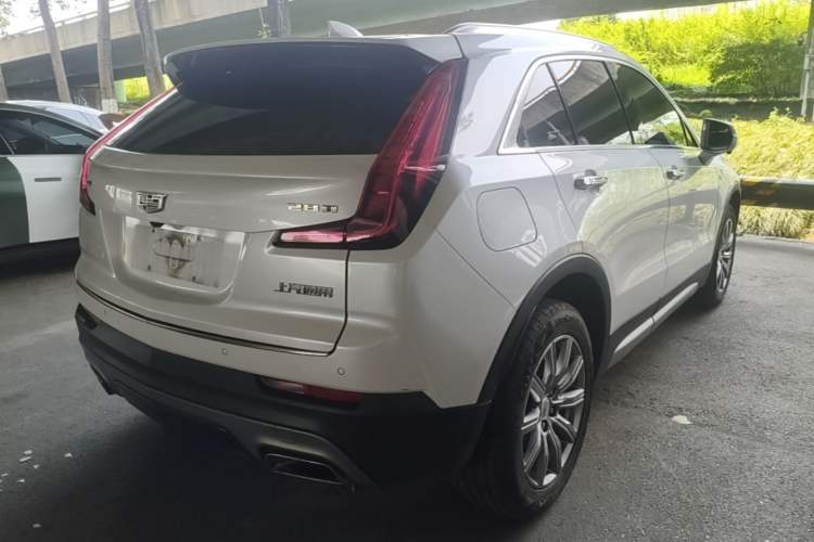 Used Cadillac XT4 2018 28T Two-Wheel Drive Leading Version Rear Right 45 Deg
