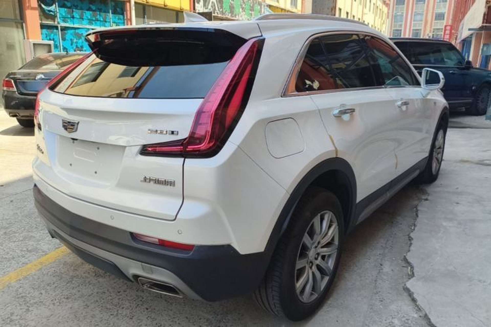 Used Cadillac XT4 2018 28T Two-Wheel Drive Leading Version Rear Right 45 Deg