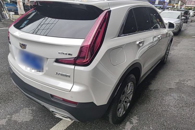 Used Cadillac XT4 2018 28T Four-Wheel Drive Leading Model Rear Right 45 Deg
