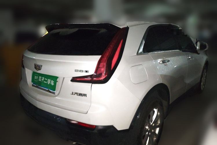 Used Cadillac XT4 2018 28T Two-Wheel Drive Tech Version Rear Right 45 Deg