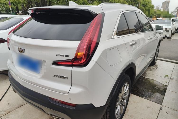 Used Cadillac XT4 2018 28T Two-Wheel Drive Leading Version Rear Right 45 Deg