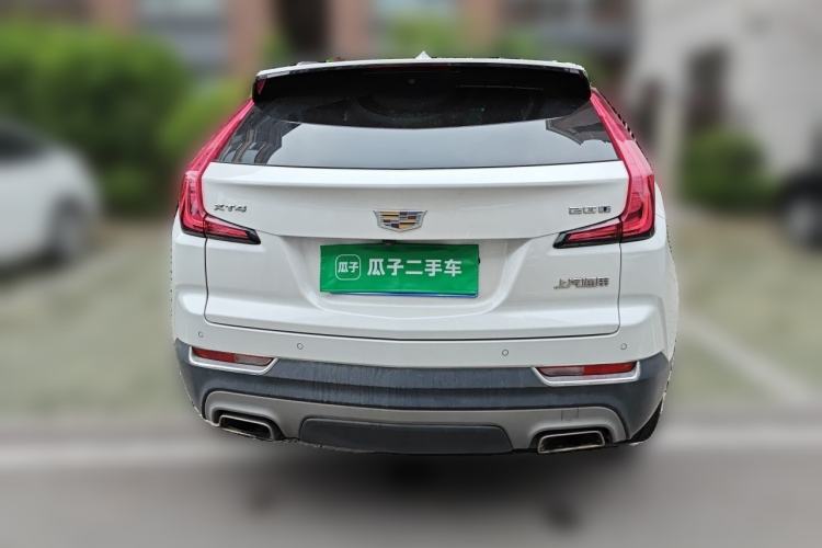 Used Cadillac XT4 2018 28T Two-Wheel-Drive Luxury Model Rear
