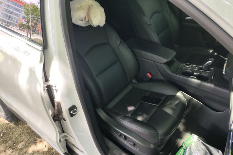 Used Cadillac XT4 2018 28T Two-Wheel Drive Leading Version Right Front Seat