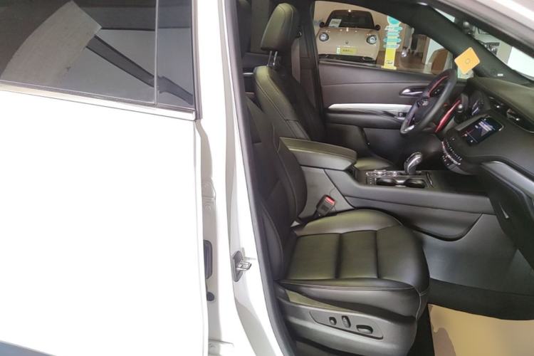 Used Cadillac XT4 2018 28T Two-Wheel Drive Leading Version Right Front Seat