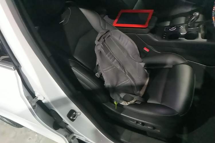 Used Cadillac XT4 2018 28T Two-Wheel Drive Leading Version Right Front Seat