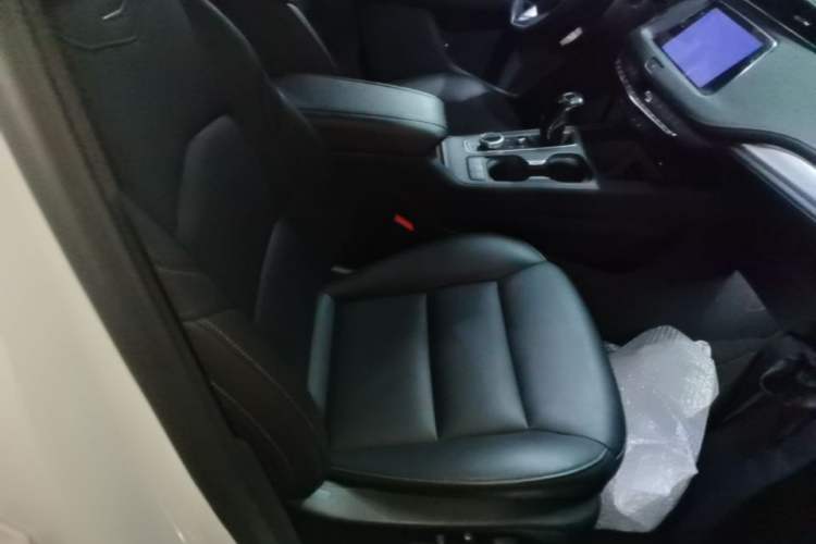 Used Cadillac XT4 2018 28T Four-Wheel Drive Leading Model Right Front Seat