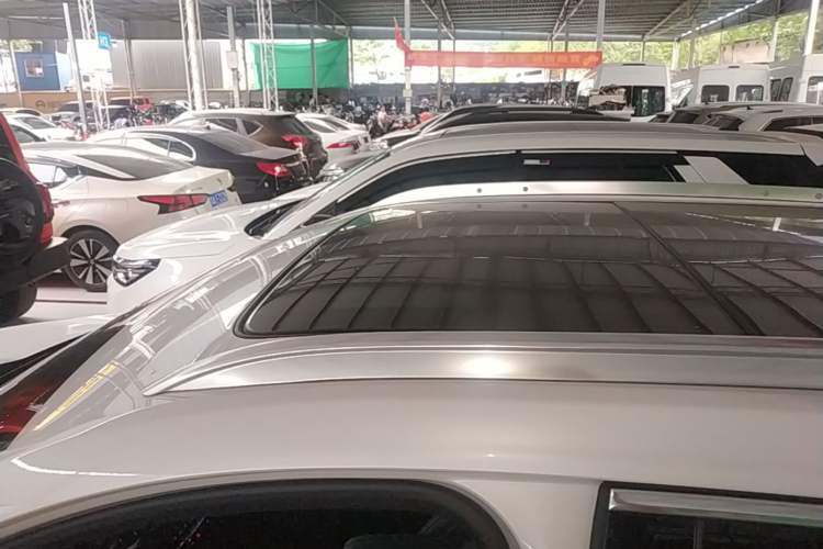 Used Cadillac XT4 2018 28T Two-Wheel Drive Leading Version Roof