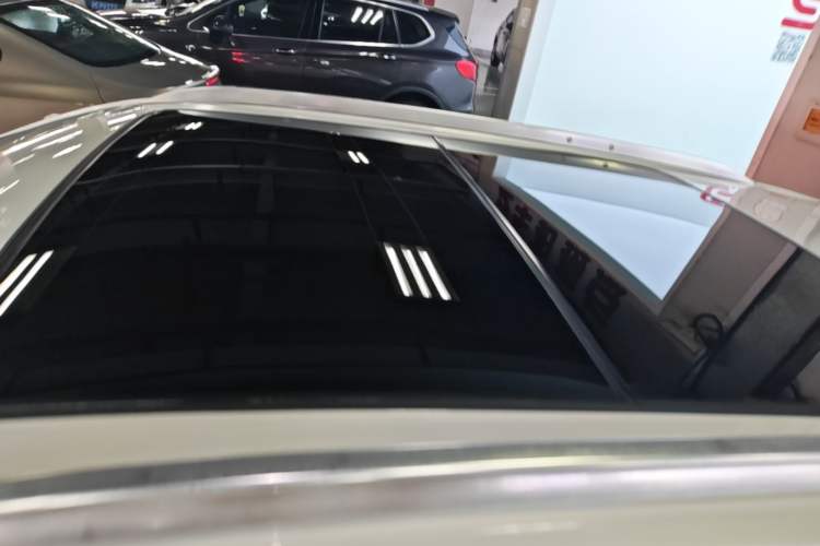 Used Cadillac XT4 2018 28T 4x4 Platinum Edition Roof