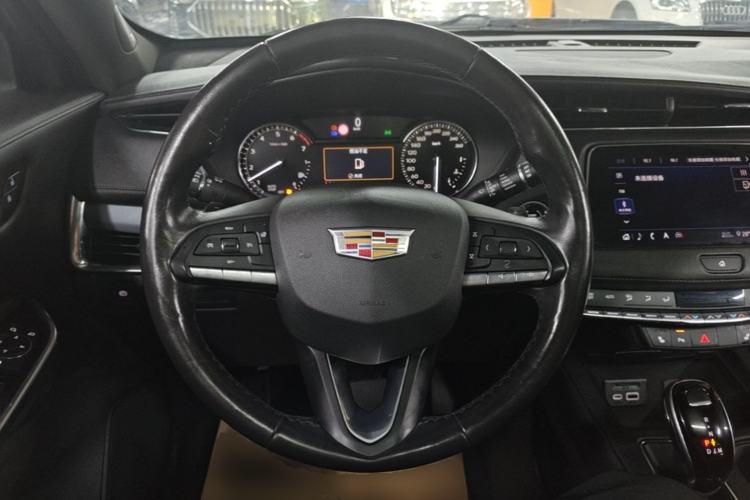 Used Cadillac XT4 2018 28T Two-Wheel Drive Leading Version Steering Wheel