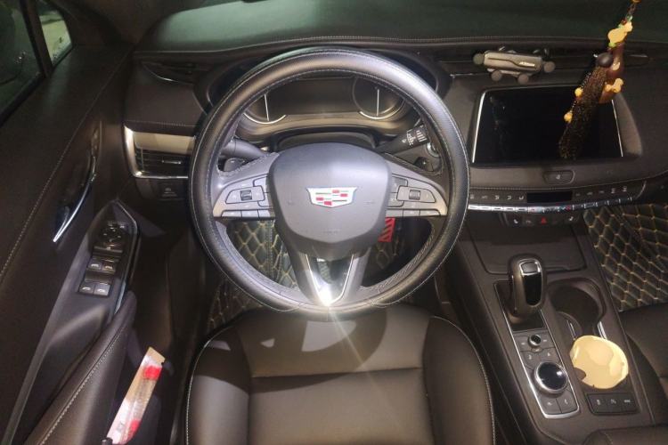 Used Cadillac XT4 2018 28T Two-Wheel Drive Leading Version Steering Wheel