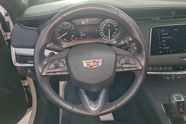Used Cadillac XT4 2018 28T Two-Wheel Drive Leading Version Steering Wheel