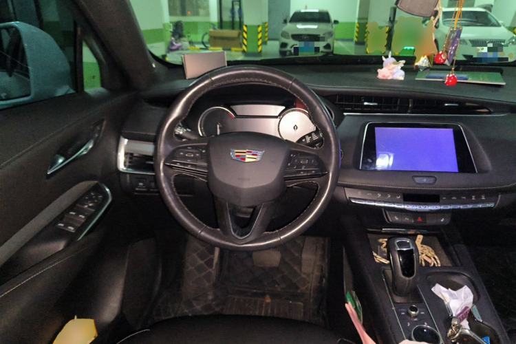 Used Cadillac XT4 2018 28T Two-Wheel Drive Leading Version Steering Wheel