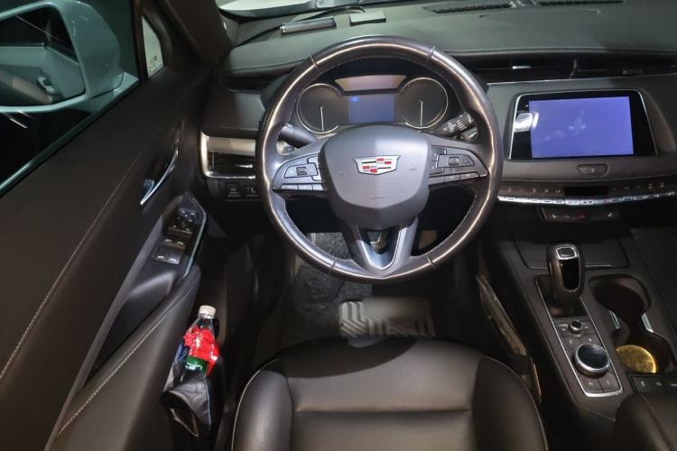Used Cadillac XT4 2018 28T Two-Wheel Drive Leading Version Steering Wheel