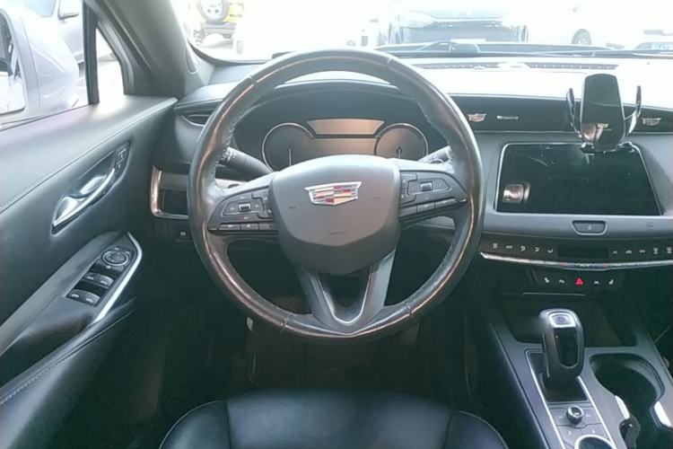 Used Cadillac XT4 2018 28T Four-Wheel Drive Leading Model Steering Wheel