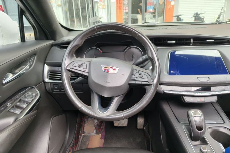 Used Cadillac XT4 2018 28T Two-Wheel Drive Tech Version Steering Wheel