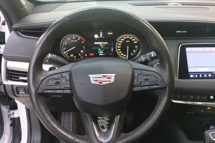 Used Cadillac XT4 2018 28T Two-Wheel Drive Leading Version Steering Wheel