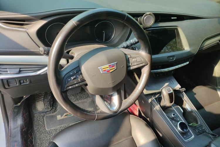 Used Cadillac XT4 2018 28T Two-Wheel Drive Leading Version Steering Wheel