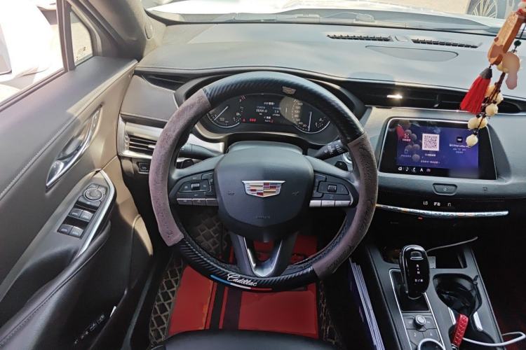 Used Cadillac XT4 2018 28T Two-Wheel Drive Leading Version Steering Wheel