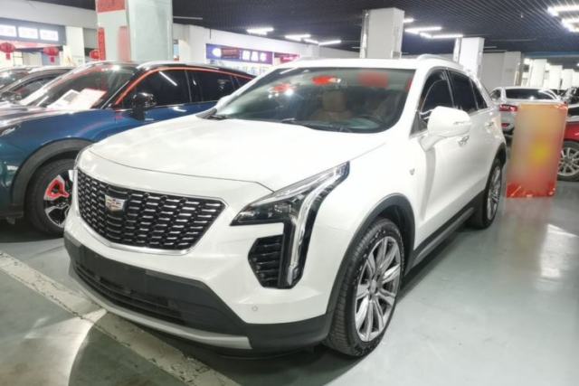 Used Cadillac XT4 2018 28T 4x4 Platinum Edition