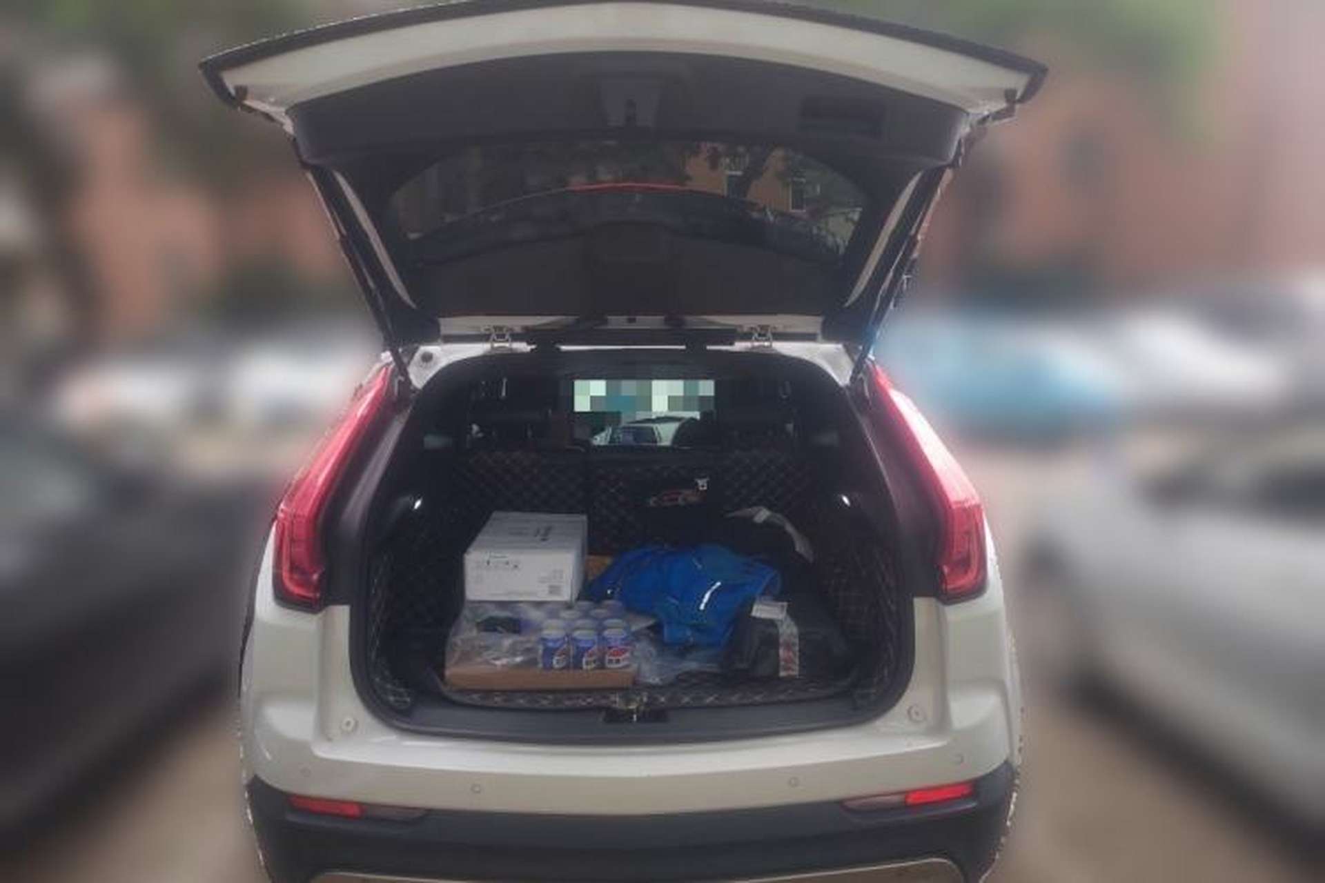Used Cadillac XT4 2018 28T Two-Wheel Drive Tech Version Trunk