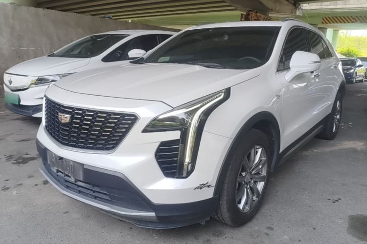 Used Cadillac XT4 2018 28T Two-Wheel Drive Leading Version Guazi used car, China used car export, Used car for sale, Used Cadillac cars, Cheapest cars for sale
