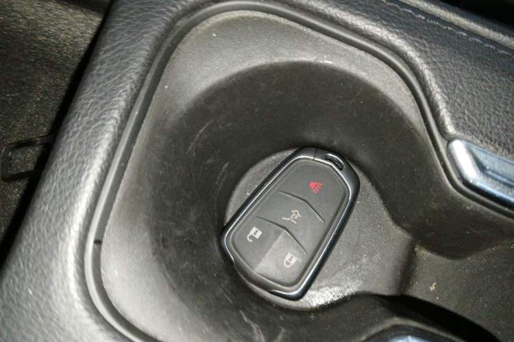 Used Cadillac XT4 2018 28T Two-Wheel Drive Leading Version Vehicle Key