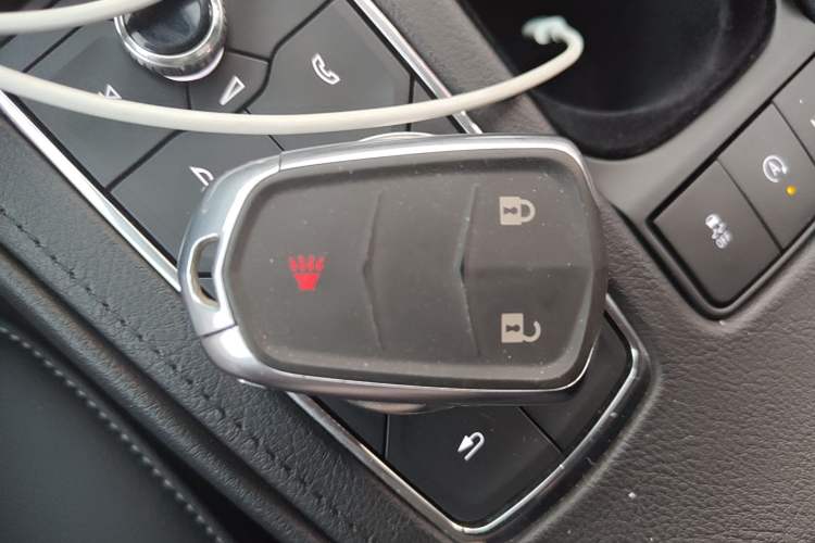 Used Cadillac XT4 2018 28T Two-Wheel Drive Tech Version Vehicle Key
