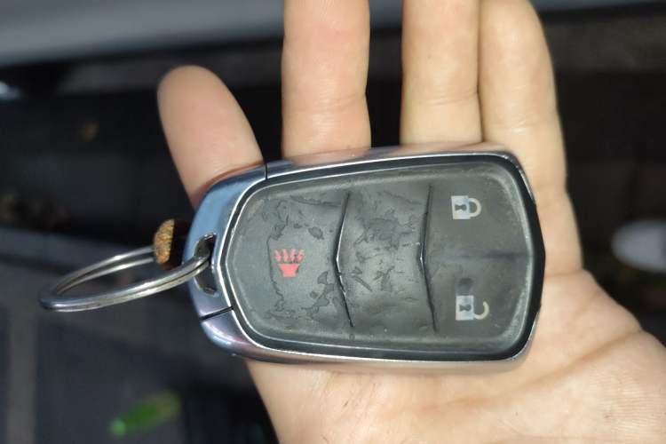 Used Cadillac XT4 2018 28T Two-Wheel Drive Tech Version Vehicle Key