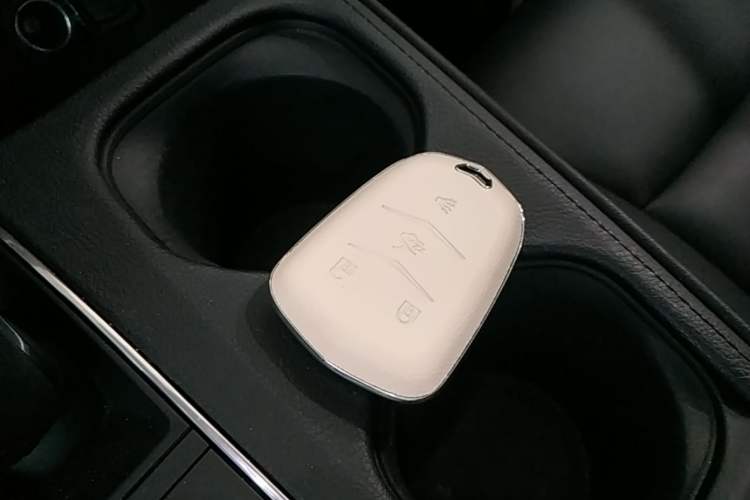 Used Cadillac XT4 2018 28T Two-Wheel Drive Leading Version Vehicle Key