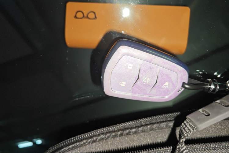 Used Cadillac XT4 2018 28T Two-Wheel Drive Leading Version Vehicle Key