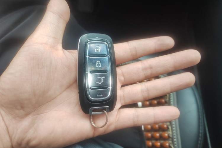 Used Cadillac XT4 2018 28T Two-Wheel Drive Tech Version Vehicle Key