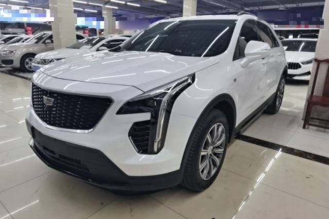 Używany Cadillac XT4 2018 28T Two-Wheel Drive Luxury Sport Model