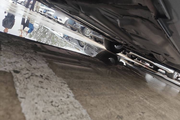 Used Cadillac XT4 2018 28T Two-Wheel-Drive Luxury Model Chassis Rear Right